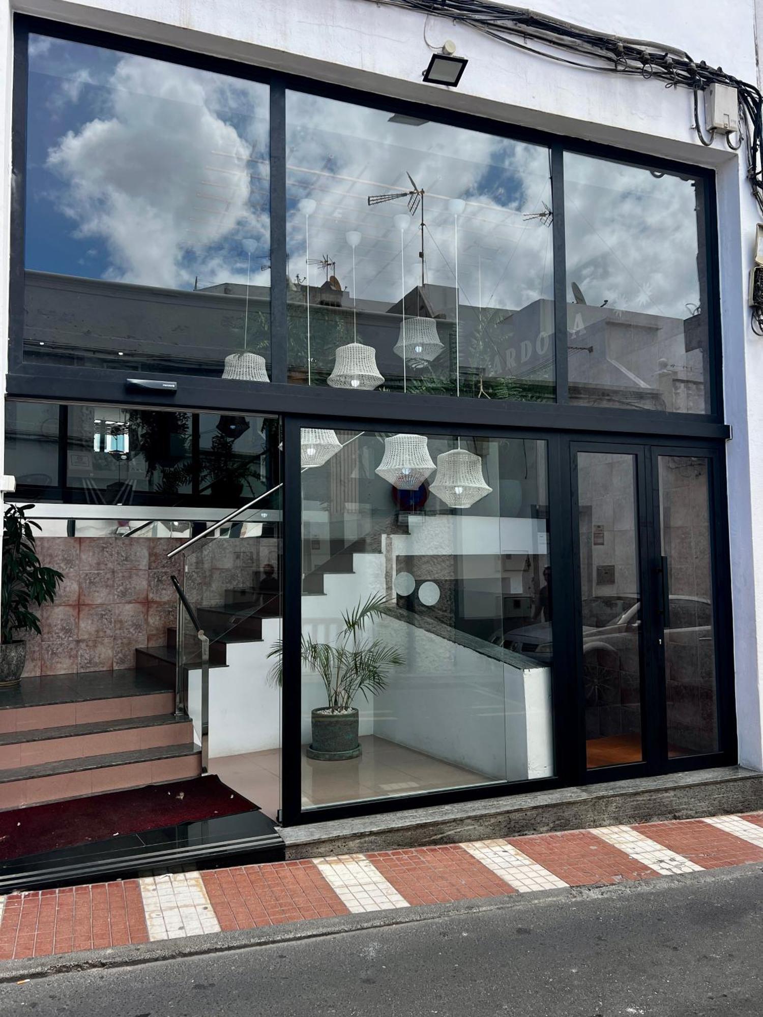 Hostal Residencia Cardona อาร์เรซิเฟ ภายนอก รูปภาพ
